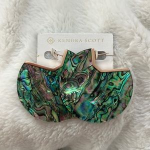 Kendra Scott Kai Abalone Shell Round Earrings new never worn